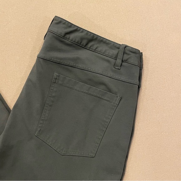 BYLT Premium Basics Men’s Everyday Pant 2.0 Size XL Dark Olive - Picture 2 of 13